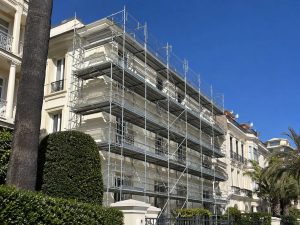 Location d'échafaudage à Cannes : trouvez le matériel idéal pour vos travaux echafaudage Immeuble